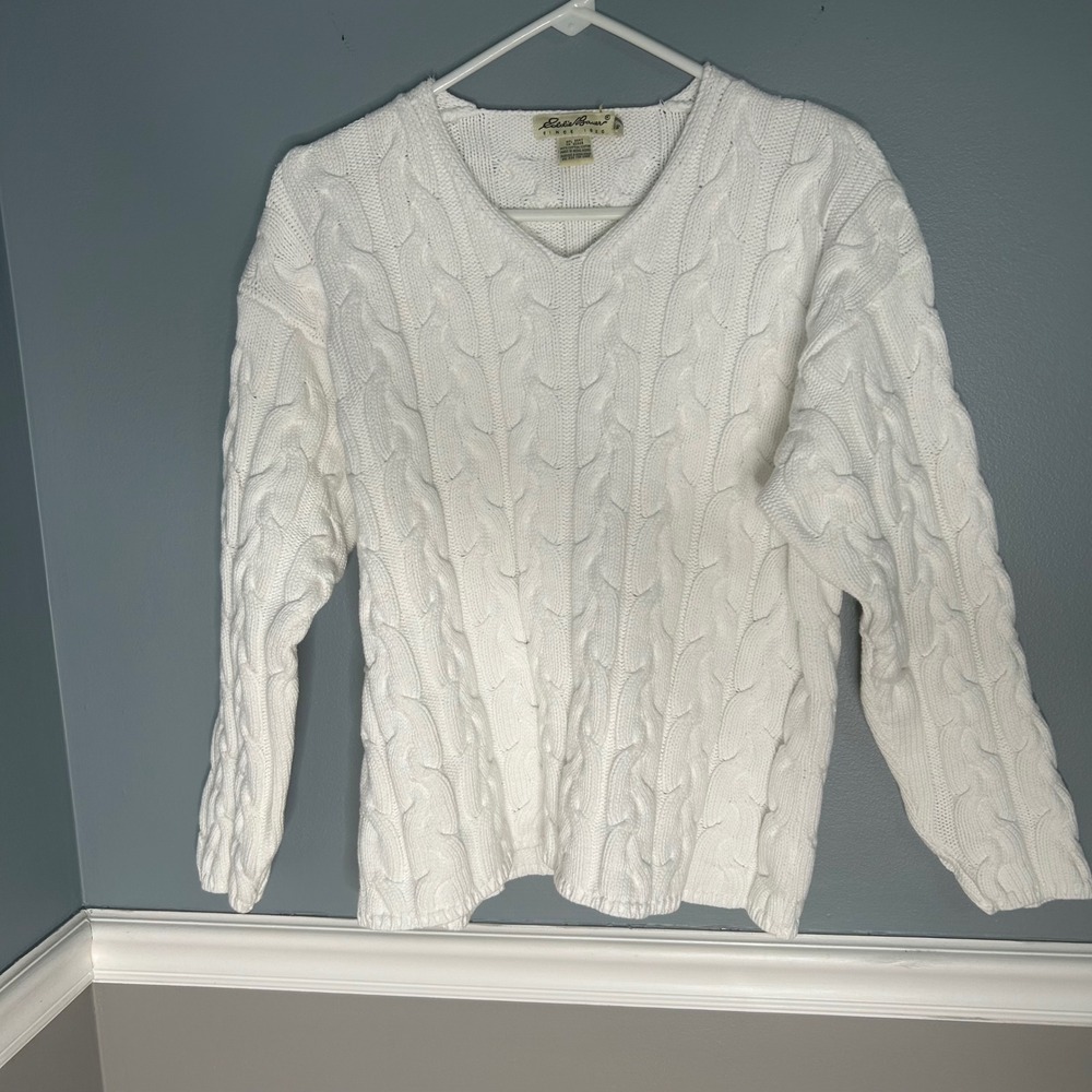 Eddie Bauer Y2K heritage Cable Knit V Neck Sweater White pullover white winter